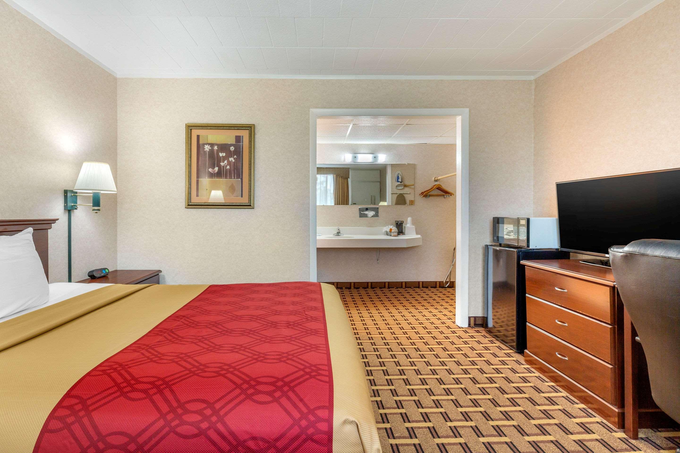 Rodeway Inn Mystic Εξωτερικό φωτογραφία