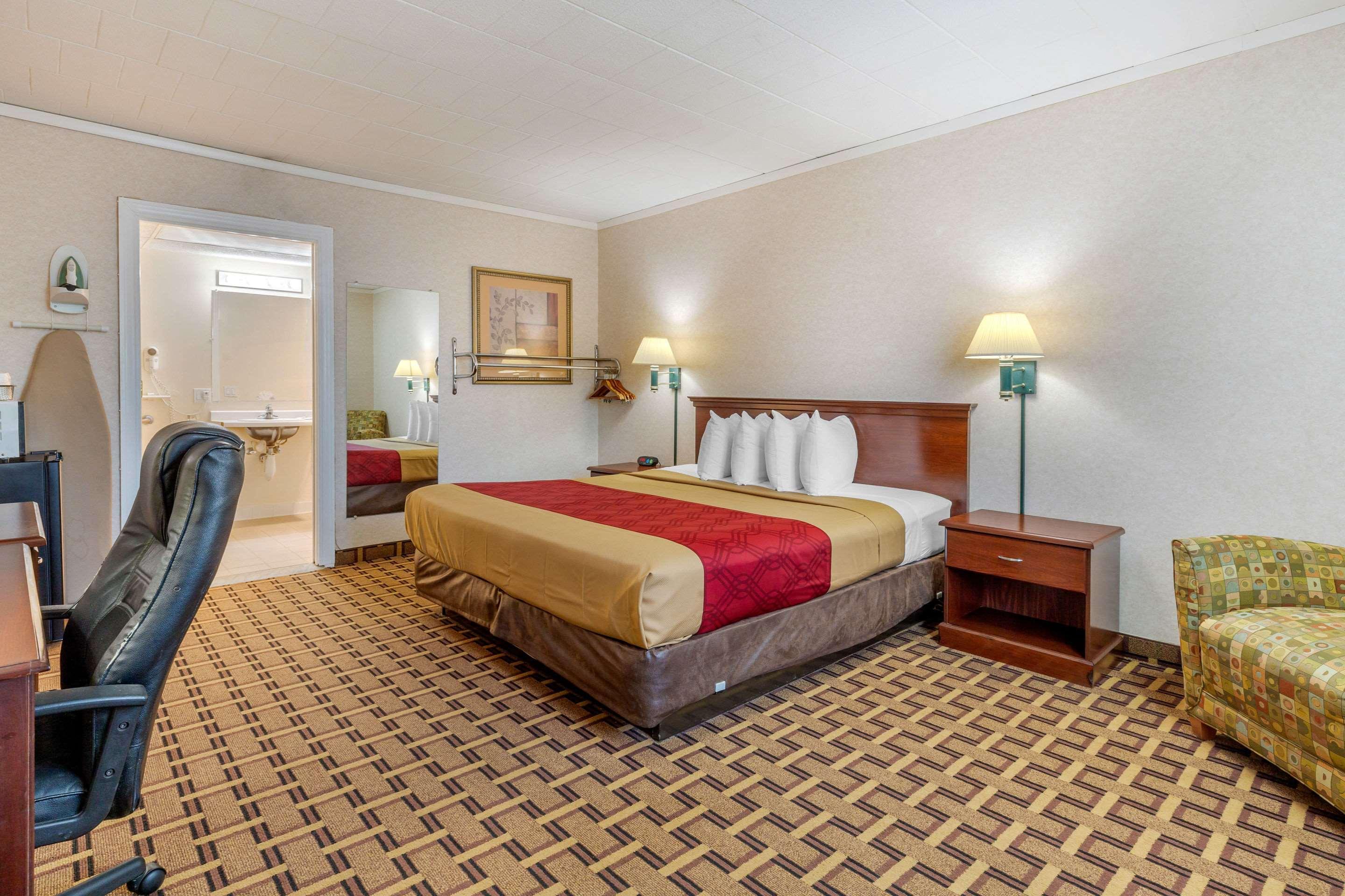 Rodeway Inn Mystic Εξωτερικό φωτογραφία