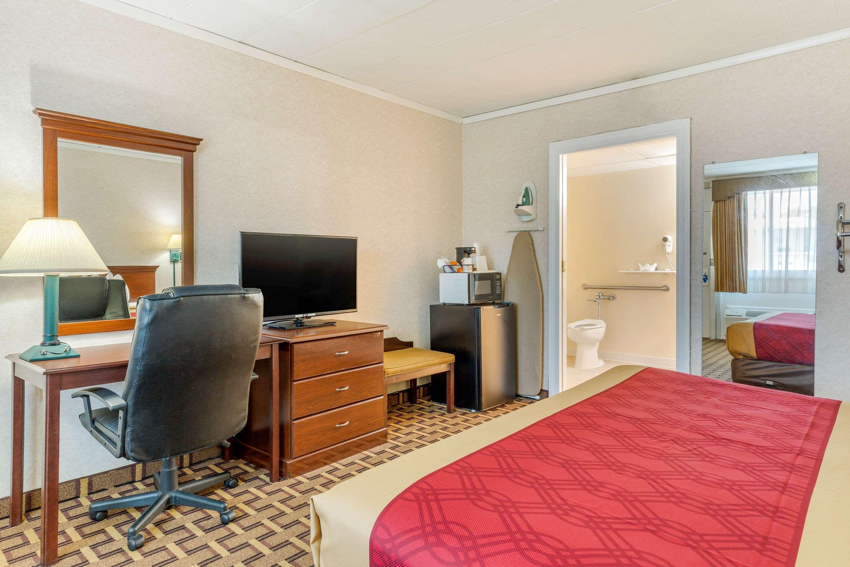 Rodeway Inn Mystic Εξωτερικό φωτογραφία