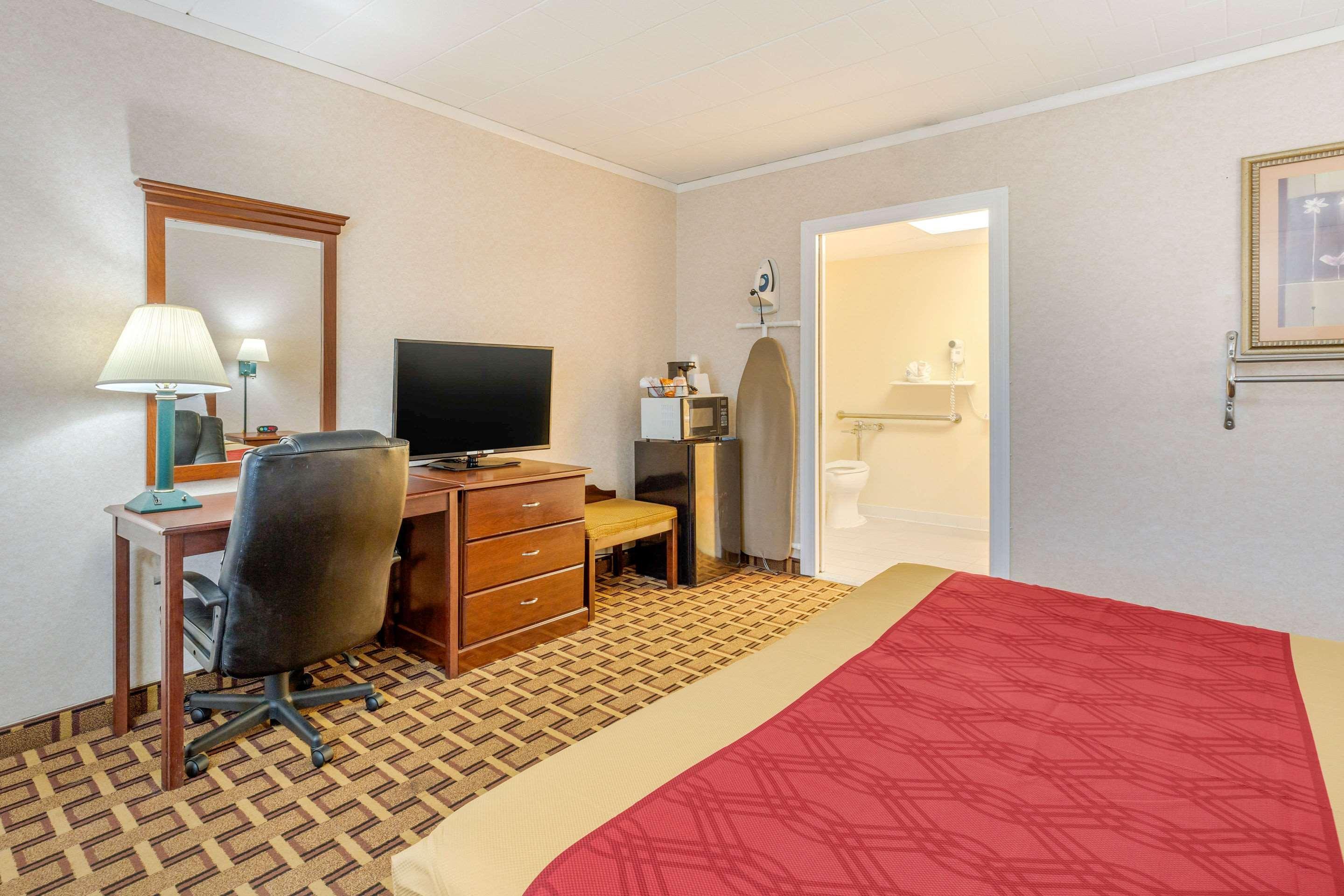 Rodeway Inn Mystic Εξωτερικό φωτογραφία
