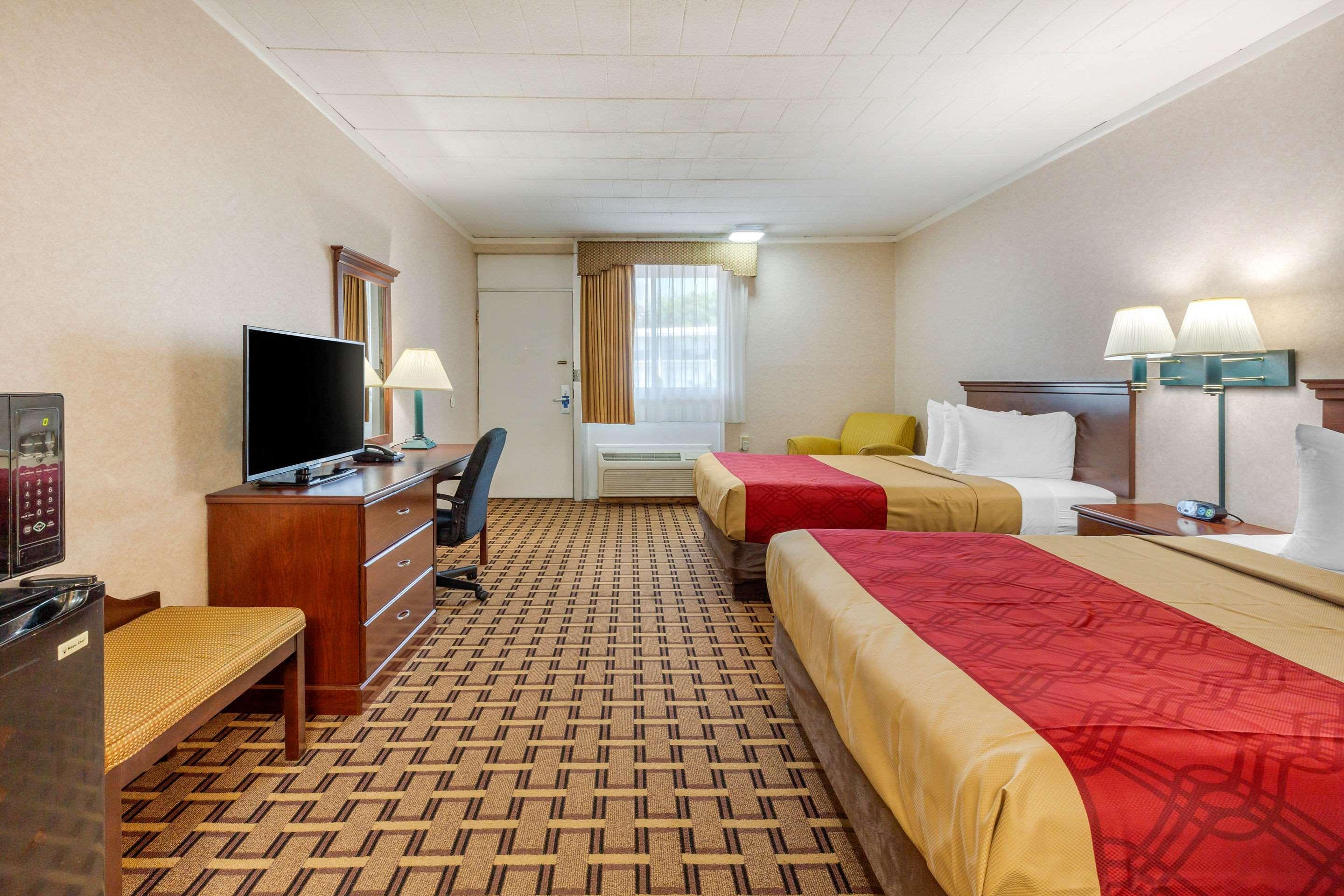 Rodeway Inn Mystic Εξωτερικό φωτογραφία